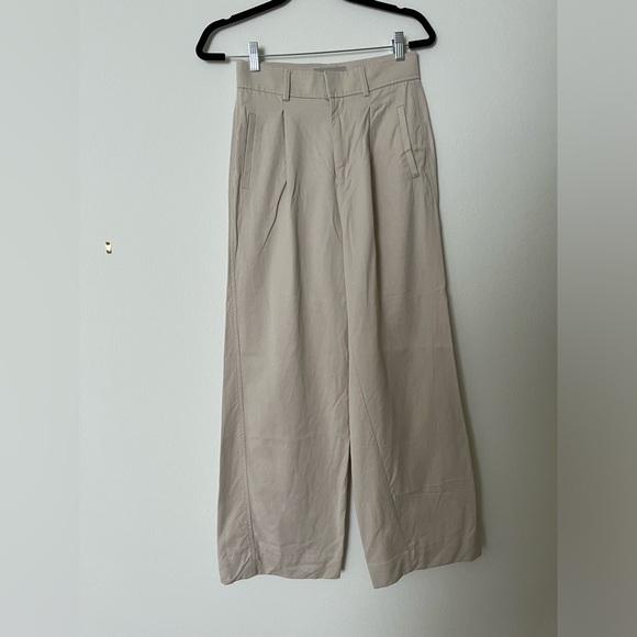 Everlane Way-High Drape Pant - Picture 3 of 13